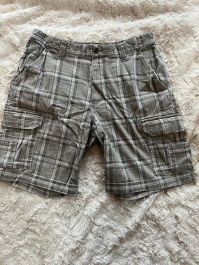 RedHead Men's Plaid Cargo Shorts - Gray & White